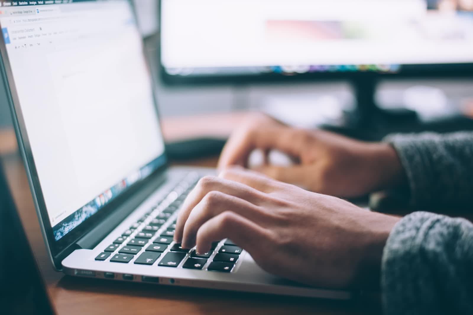 5 websites that made my life easier as a web developer
